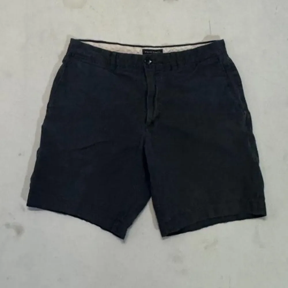 Banana-republic Men's Black and Grey Shorts